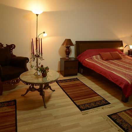 Hostel Tuba Prishtinë Ngoại thất bức ảnh
