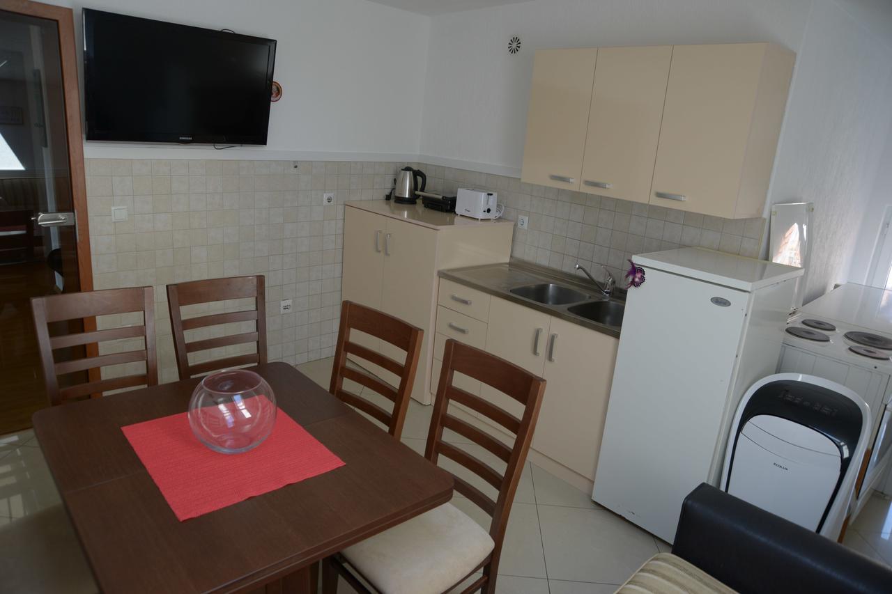 Hostel Tuba Prishtinë Ngoại thất bức ảnh