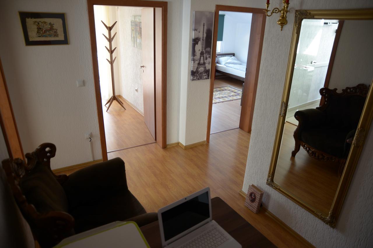 Hostel Tuba Prishtinë Ngoại thất bức ảnh