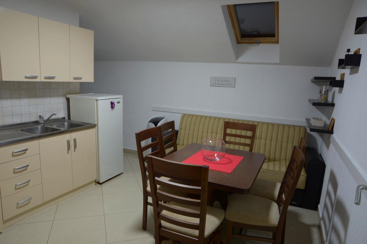 Hostel Tuba Prishtinë Ngoại thất bức ảnh