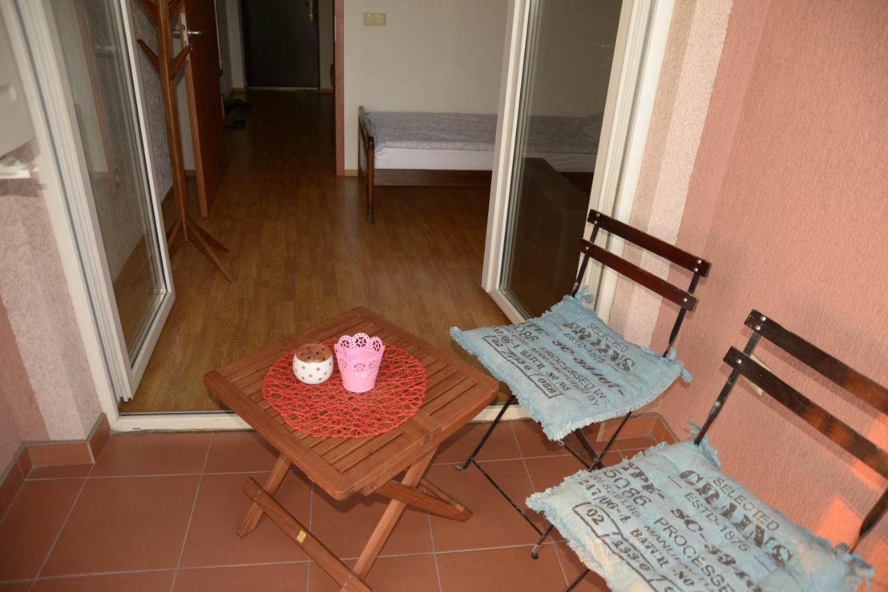 Hostel Tuba Prishtinë Ngoại thất bức ảnh
