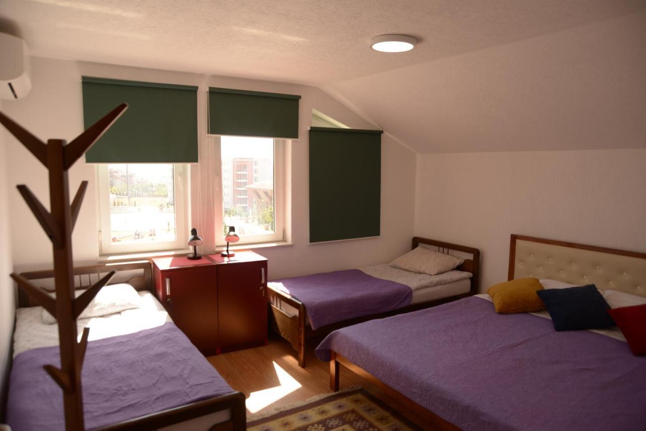 Hostel Tuba Prishtinë Ngoại thất bức ảnh