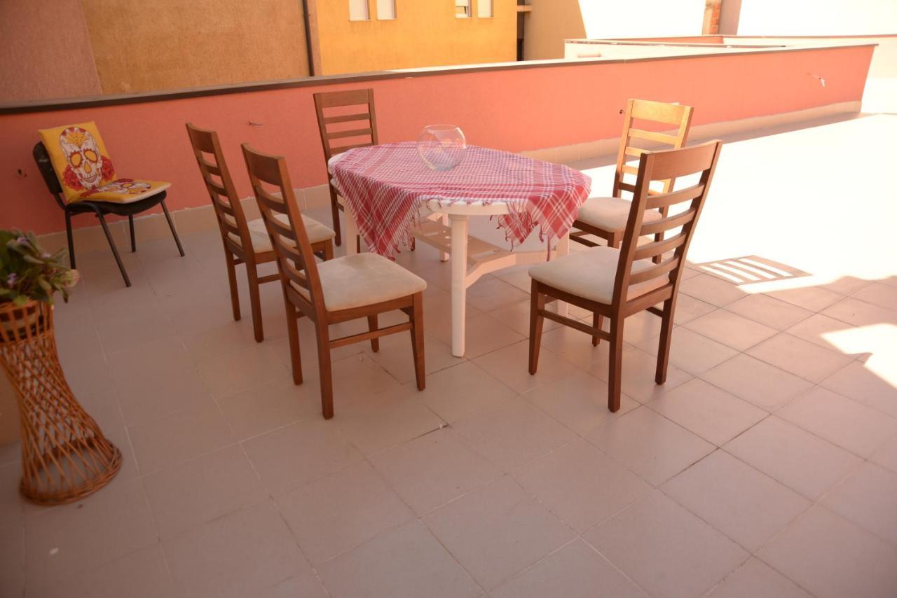 Hostel Tuba Prishtinë Ngoại thất bức ảnh