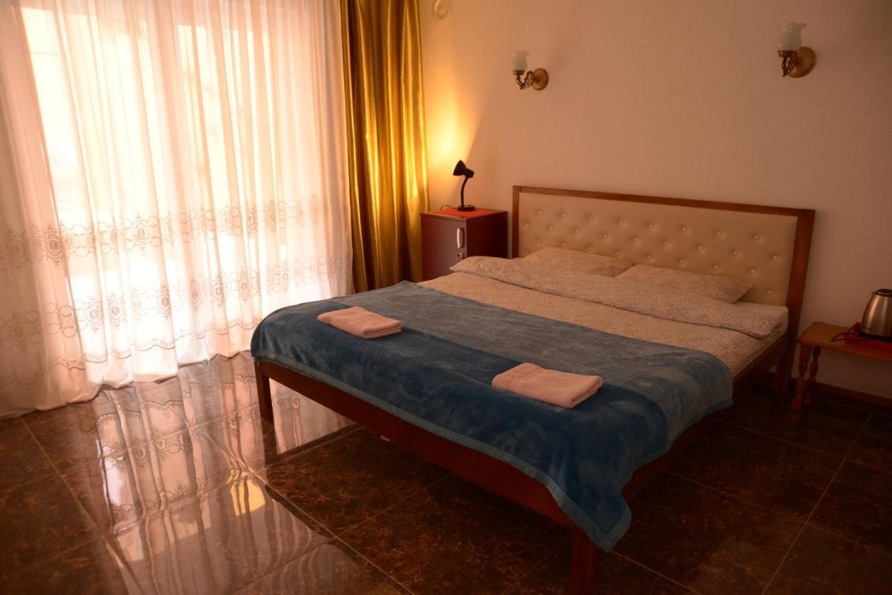 Hostel Tuba Prishtinë Ngoại thất bức ảnh