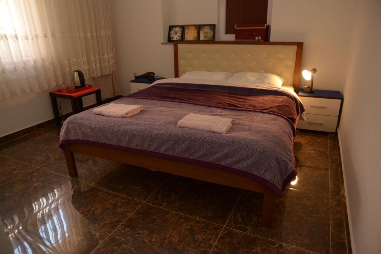 Hostel Tuba Prishtinë Ngoại thất bức ảnh