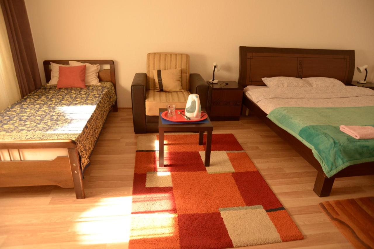 Hostel Tuba Prishtinë Ngoại thất bức ảnh