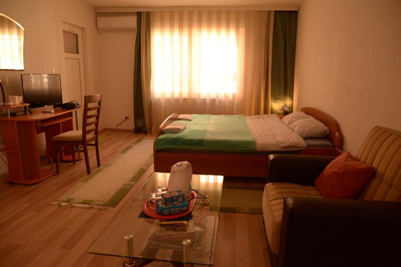 Hostel Tuba Prishtinë Ngoại thất bức ảnh