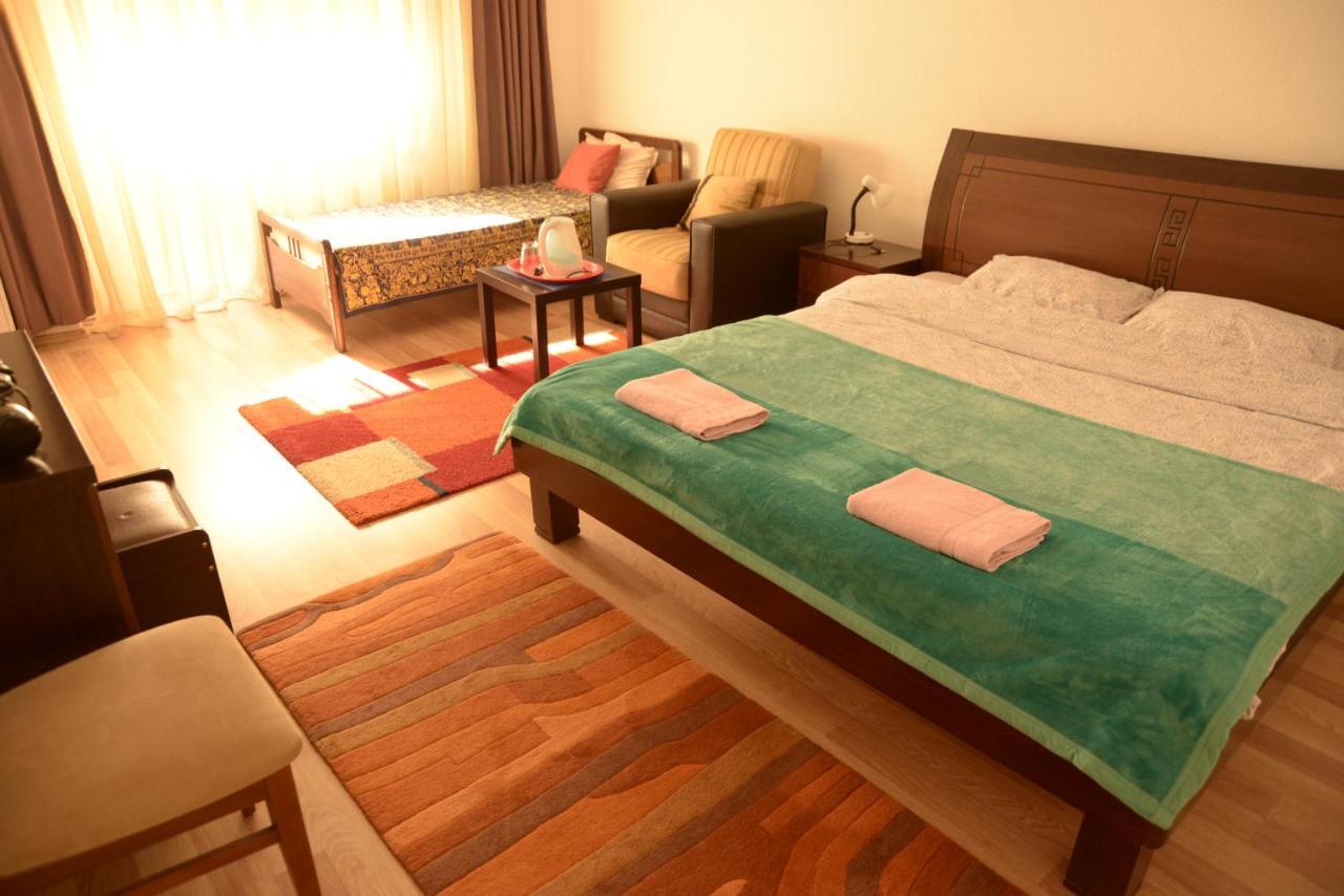Hostel Tuba Prishtinë Ngoại thất bức ảnh